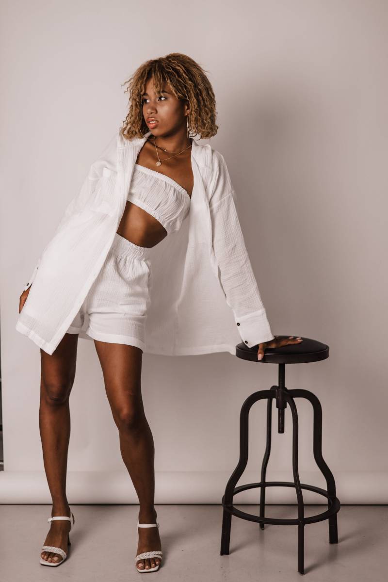 Lily - Baumwoll-Musselin-Set/Shorts Mit Hoher Taille Und Hemd Kapuzenoberteil Für Damen Baumwoll-Loungewear Größe S Creme von LuluComfort