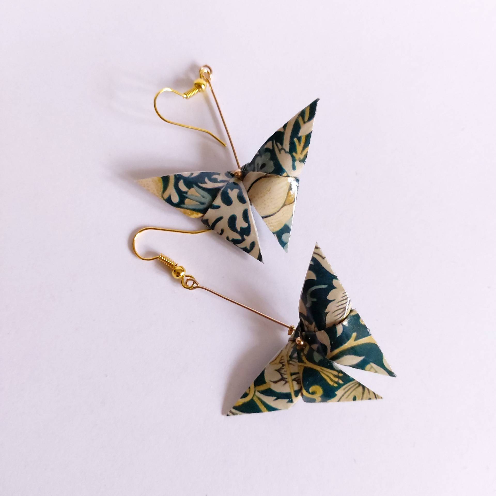 Origami Schmetterling Ohrringe Aus Papier Für Allen Anlass von Lululeoschmuck