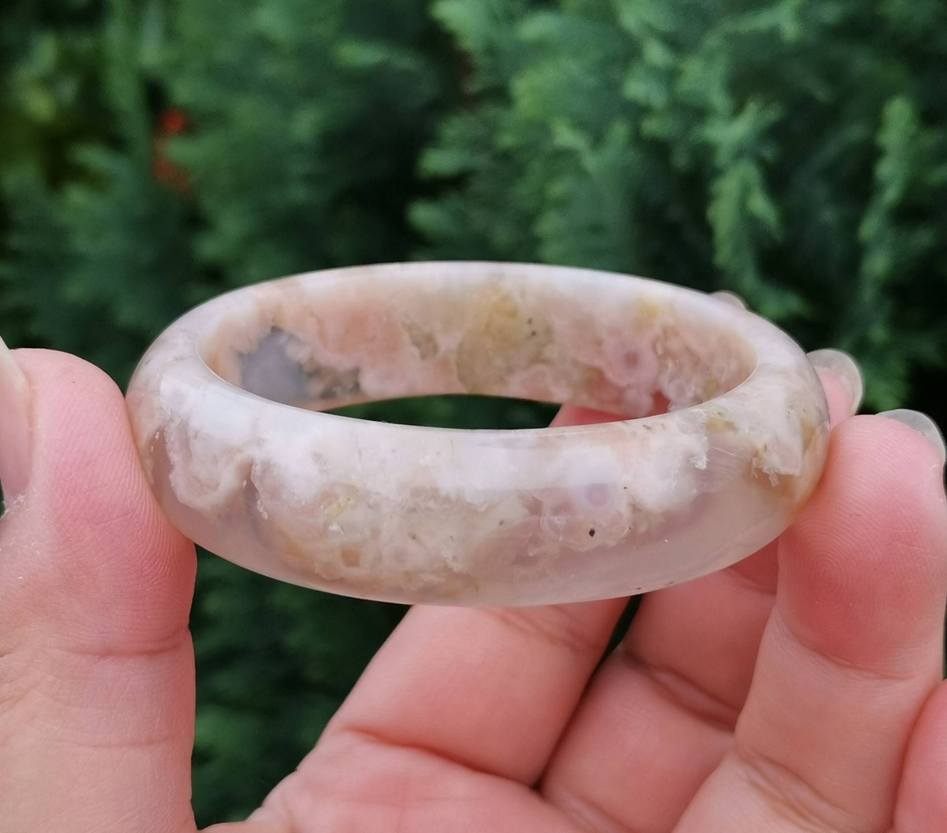 51, 3 Mm | Einzigartige Blume/Sakura Achat Chalcedon Ovaler Armreif 51, 3 Mm | Einzigartige Blume/Sakura Achat Chalcedon Ovaler Armreif von LulusTwinklingSky