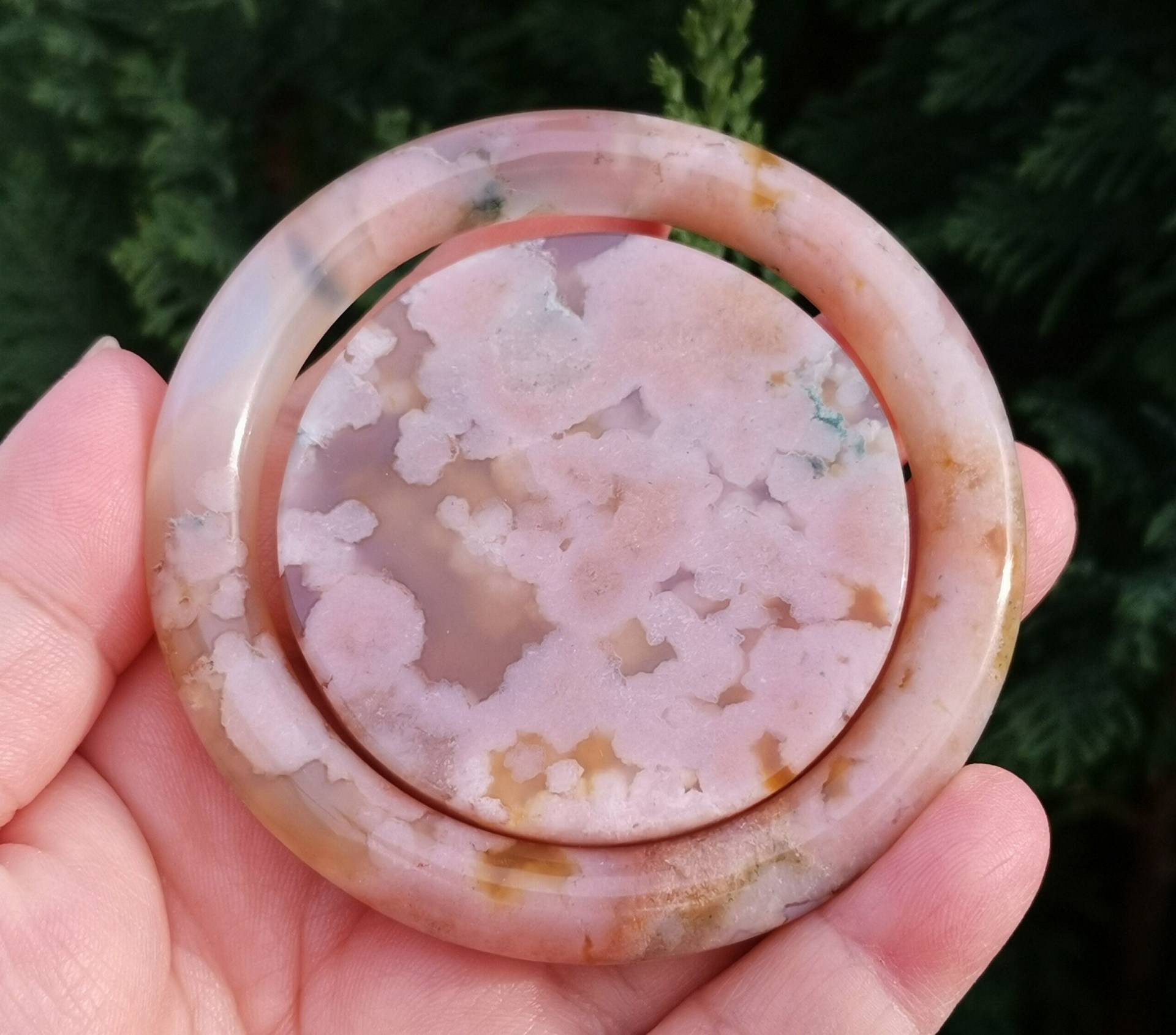 56, 3 Mm | Einzigartige Madagaskar Blume/Sakura Achat Chalcedon Armreif + Anhänger Set Versandkostenfrei 56, 3 Mm | Einzigartige Madagaskar Blume/Sakura Achat Chalcedon Armreif + Anhänger Set Versandkostenfrei von LulusTwinklingSky