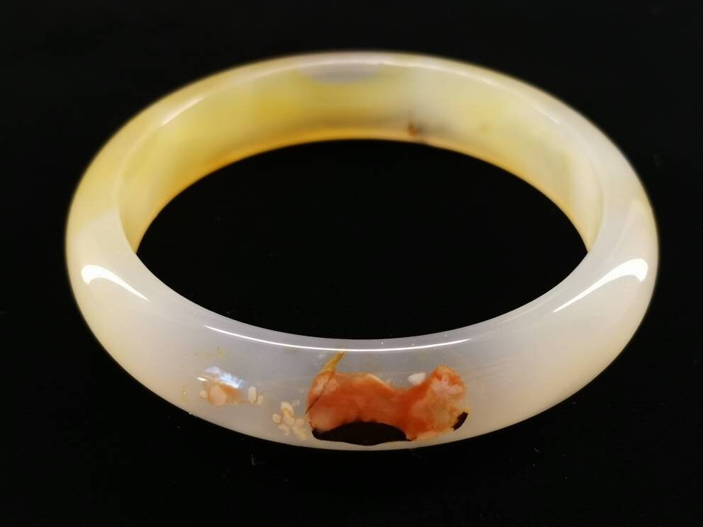 61, 4 Mm | Einzigartiger Blume/Sakura Achat Chalcedon Armreif Im Angebot 61, 4 Mm | Einzigartiger Blume/Sakura Achat Chalcedon Armreif Im Angebot von LulusTwinklingSky