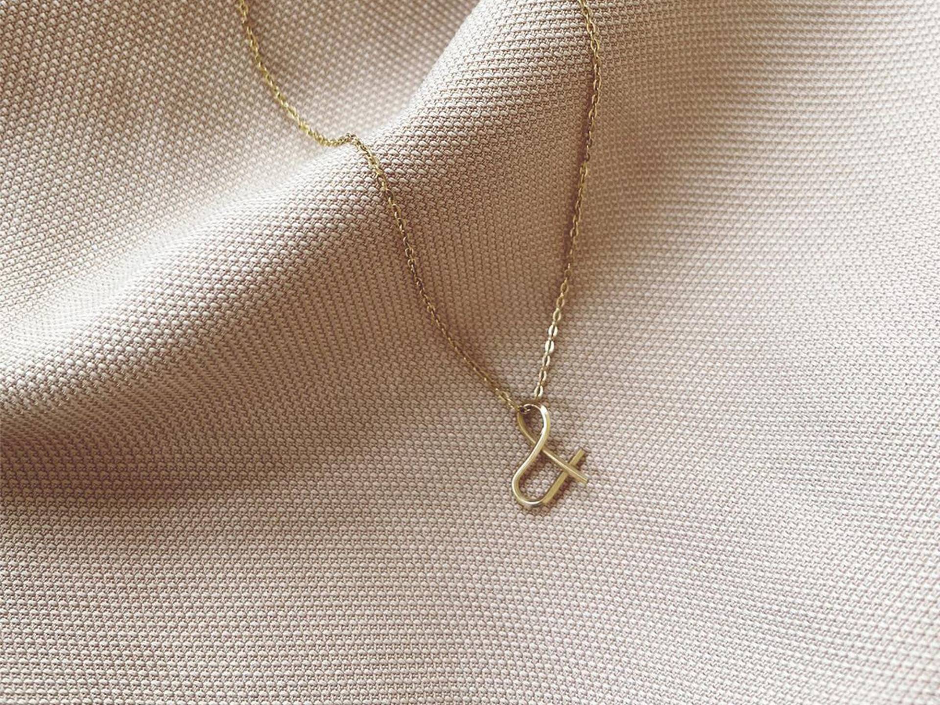 Ampersand Gold Kette Handgefertigt Aus 14K Filled Ampersand Gold Kette Handgefertigt Aus 14K Filled von LulyaJewelry