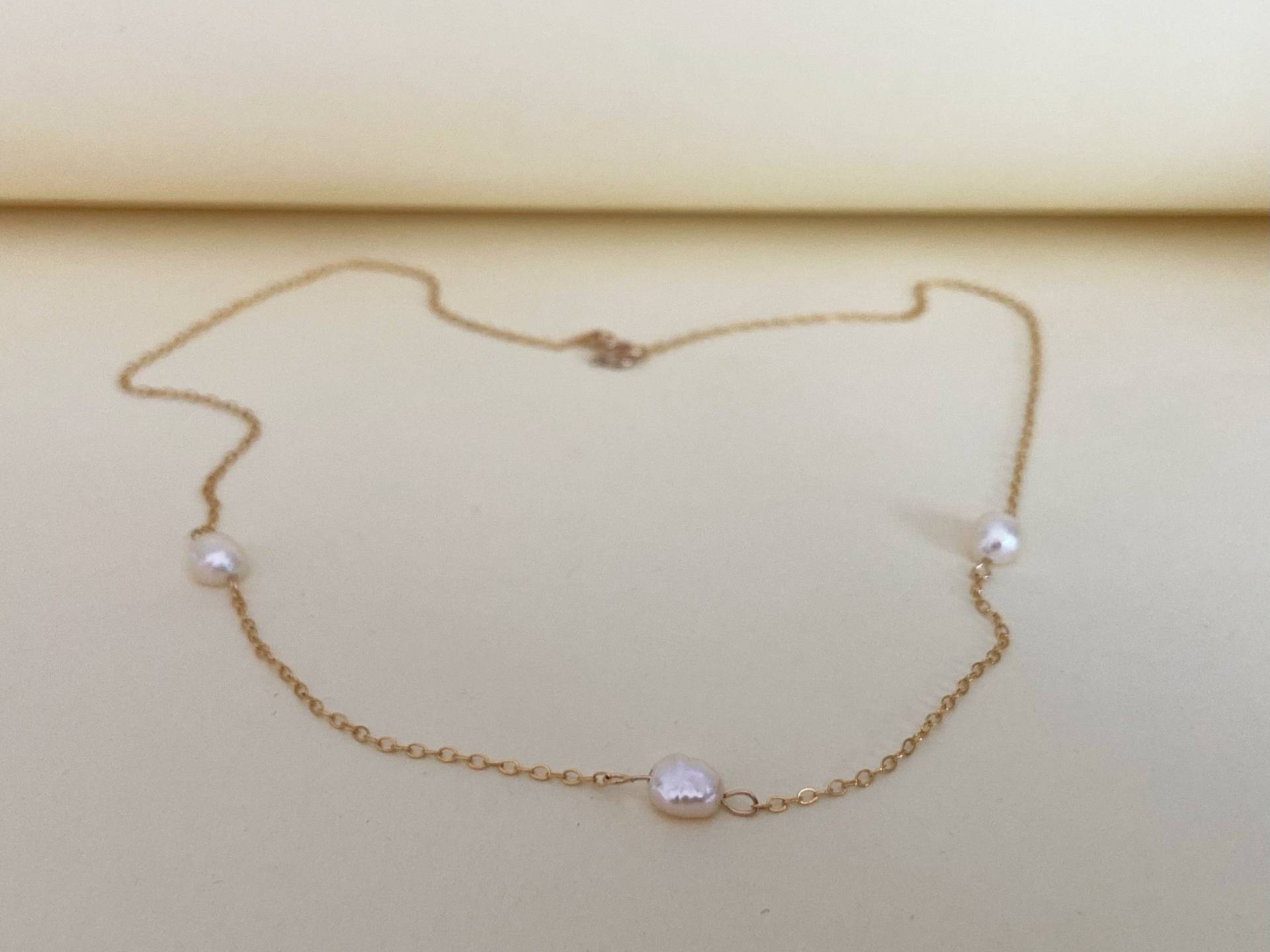 Filigrane Kette Aus 14K Gold Filled Mit Süßwasserperlen Necklace Gold With Pearls Filigrane Kette Aus 14K Gold Filled Mit Süßwasserperlen Necklace Gold With Pearls von LulyaJewelry