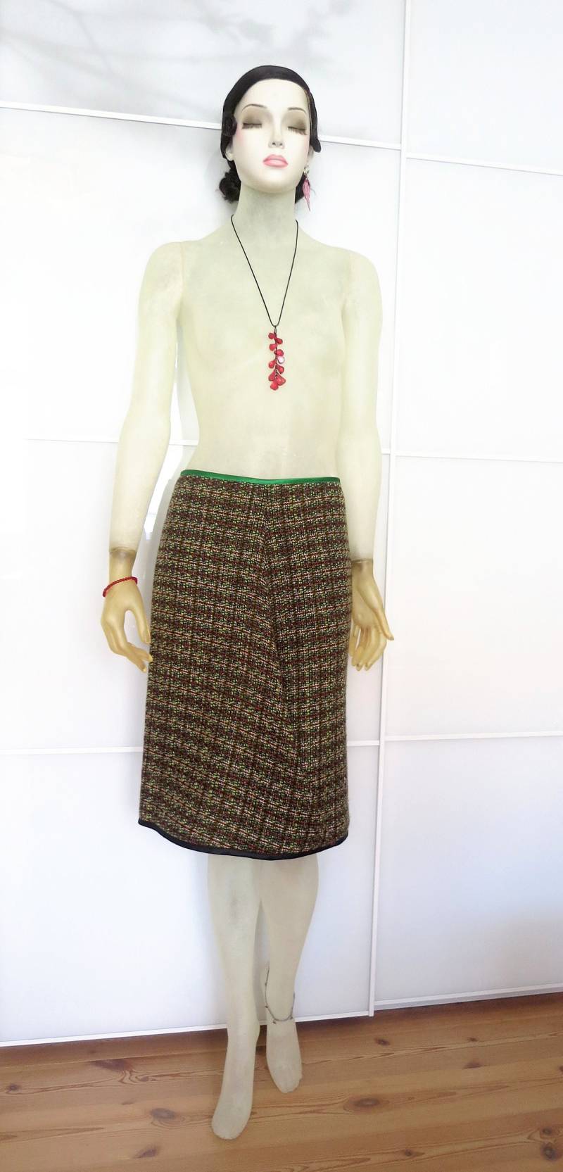 Grüner Tweedrock Palila von Lumapoli