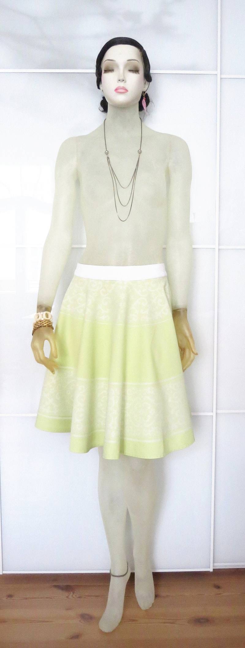 Swingender Grün-Weißer Teller-Rock Aus Vintage-Baumwolle von Lumapoli