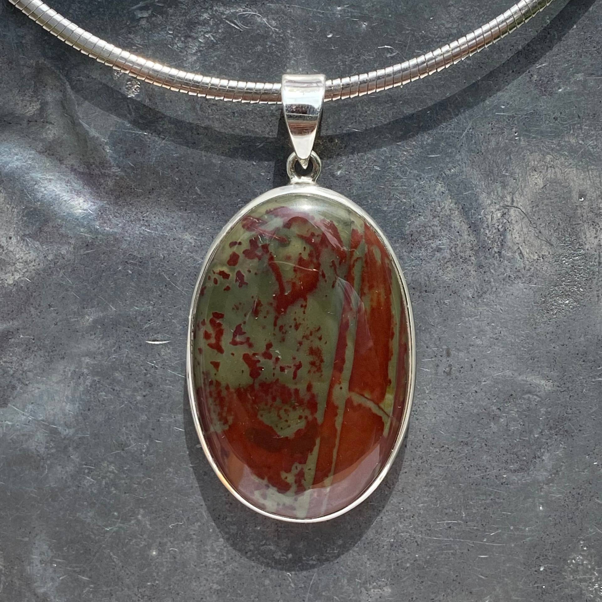 Drachen Blut Jaspis Ring - Anhänger Silber Stein Drachen Blut Jaspis Ring - Anhänger Silber Stein von LuminaFusion