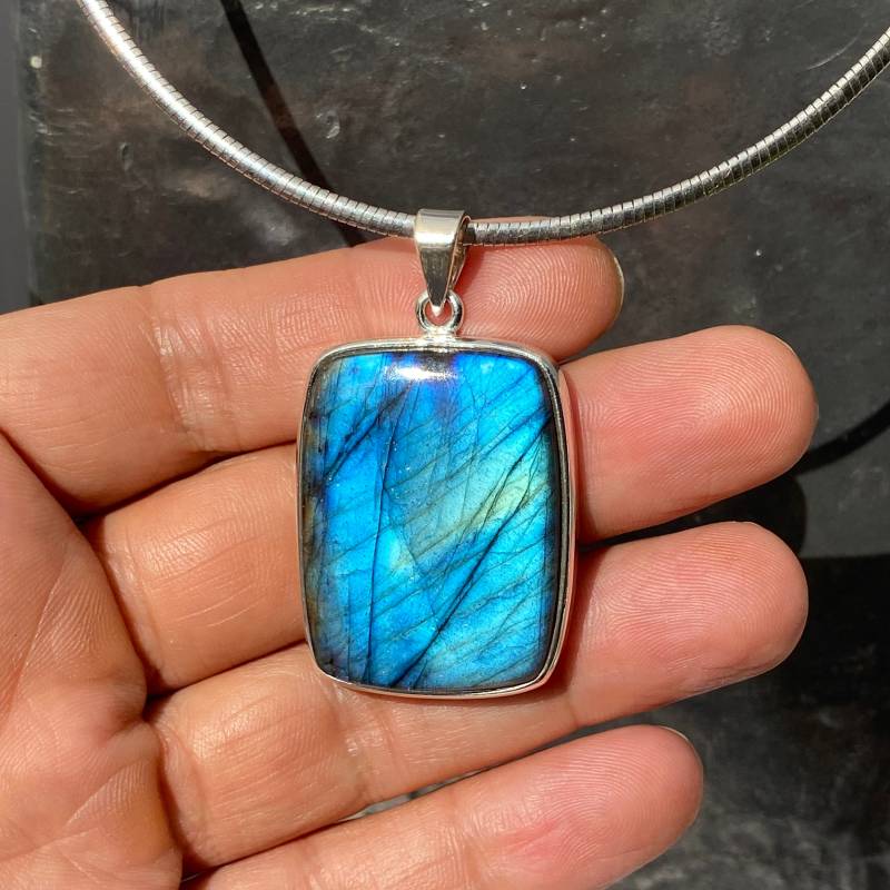 Labradorit Anhänger - Blauer Halskette Sterling Silber von LuminaFusion