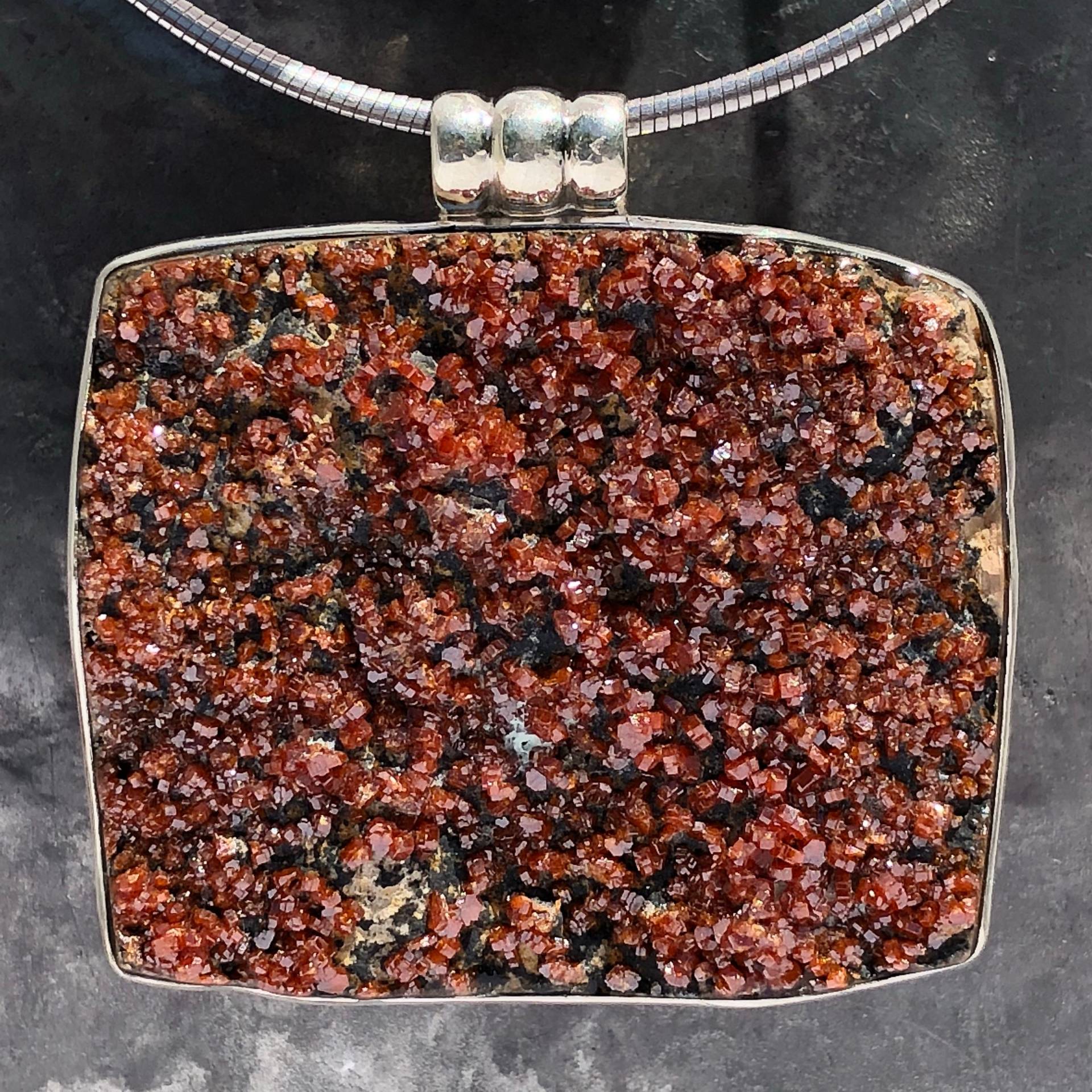 Vanadinit Anhänger Vanadinit Anhänger von LuminaJewellery