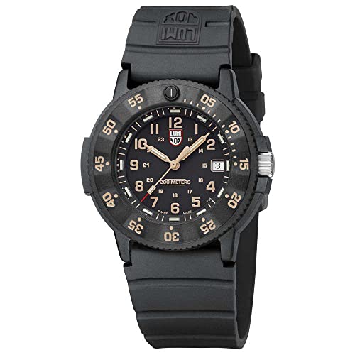 Luminox Herren Analog Schweizer Quarzwerk Uhr mit Edelstahl Armband XS.3001.EVO.OR von Luminox