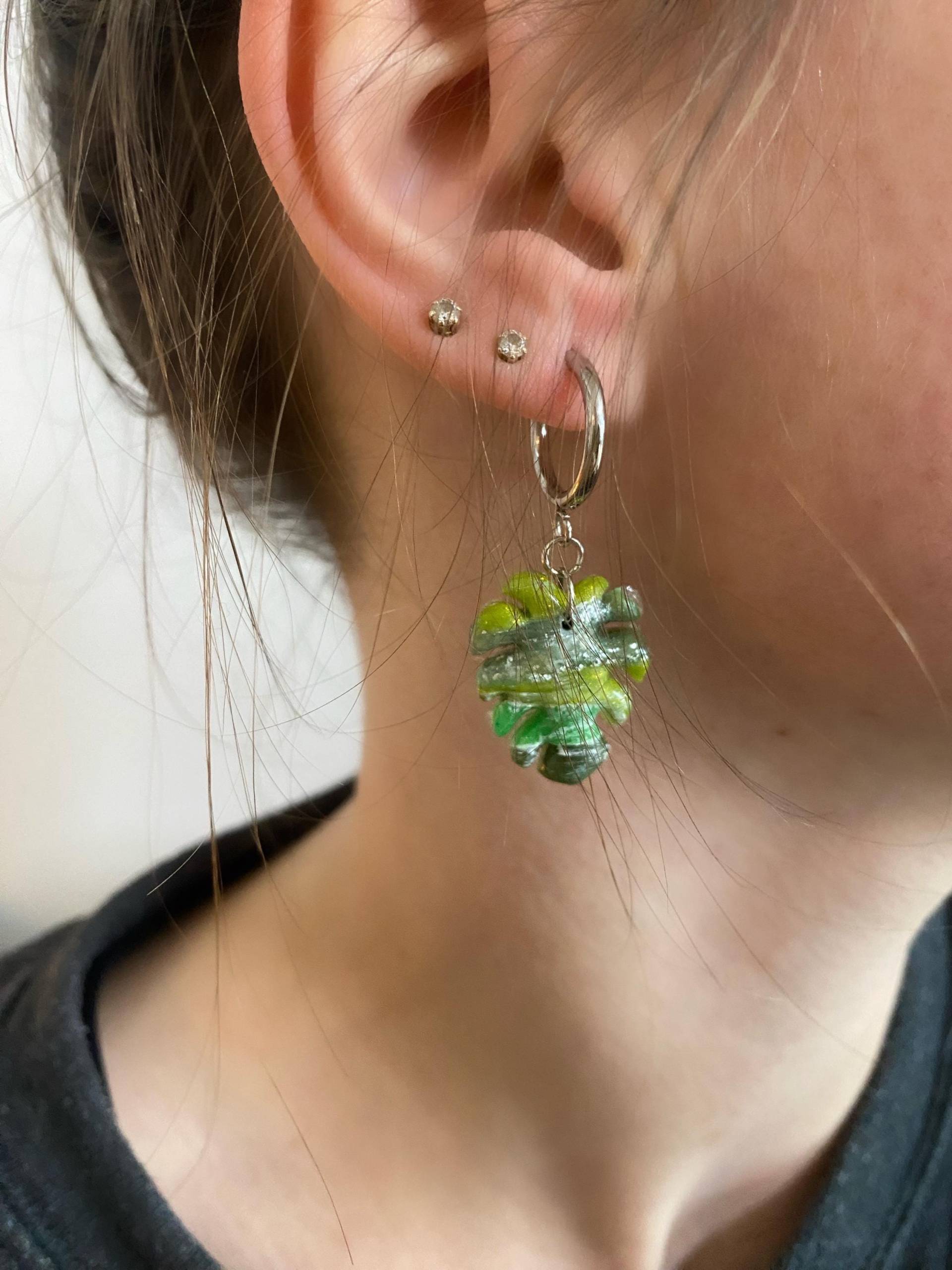 Aesthetic Earrings - Polymerclay Handmade Boho, Minimalist Jewelry, Tonschmuck, Tonohrring, Hängeohrring, Monsteraschmuck, Monstera Aesthetic Earrings - Polymerclay Handmade Boho, Minimalist Jewelry, Tonschmuck, Tonohrring, Hängeohrring, Monsteraschmuck, Monstera von LumisfantaSea