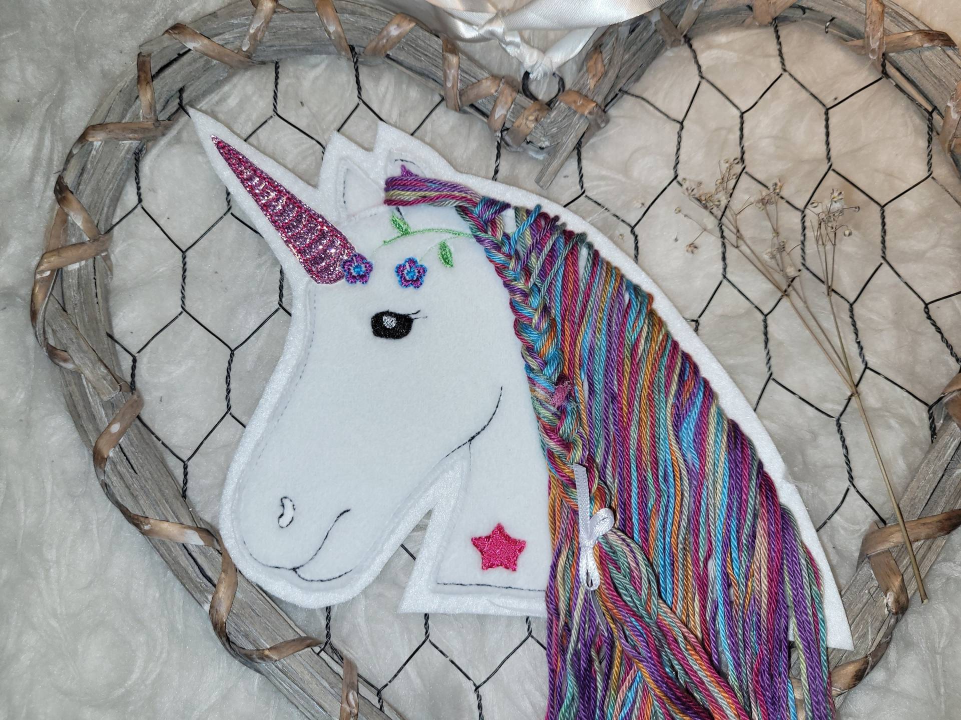 Applikation Einhorn, Boho Einhornkopf Mit Wollmähne Und Glitzerhorn von Lummpitz