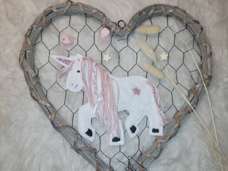 Applikation Einhorn, Glitzerhorn, Schultüte, Aufnäher, Wollmähne von Lummpitz