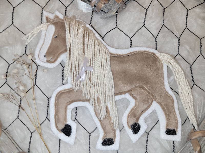 Applikation Pferd, Schultüte, Aufnäher, Wollmähne Applikation Pferd, Schultüte, Aufnäher, Wollmähne von Lummpitz