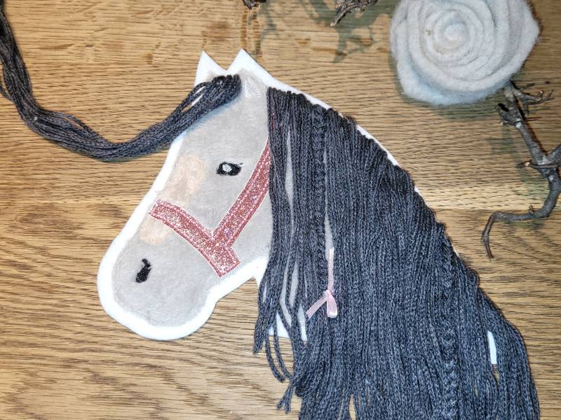 Applikation Pferdekopf, Wollmähne, Halfter Applikation Pferdekopf, Wollmähne, Halfter von Lummpitz