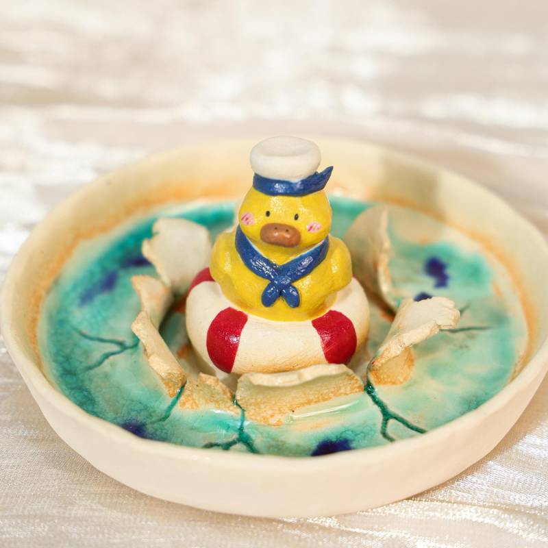 Niedliche Sailor Duck Keramik Ring Teller Handgemachte Strand Ozean Kawaii Schmuck Halter Spezielle Kristallglasur Einzigartiges Geschenk Für Sie von LumoCeramics