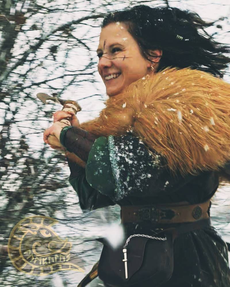 Schulterfell Ginger - Vikings Larp Mittelalter Kostüm Norse Freya Schamane Hexe Pagan Kamel Pelz Accessoire Cape Umhang Jarl von Lumpulus