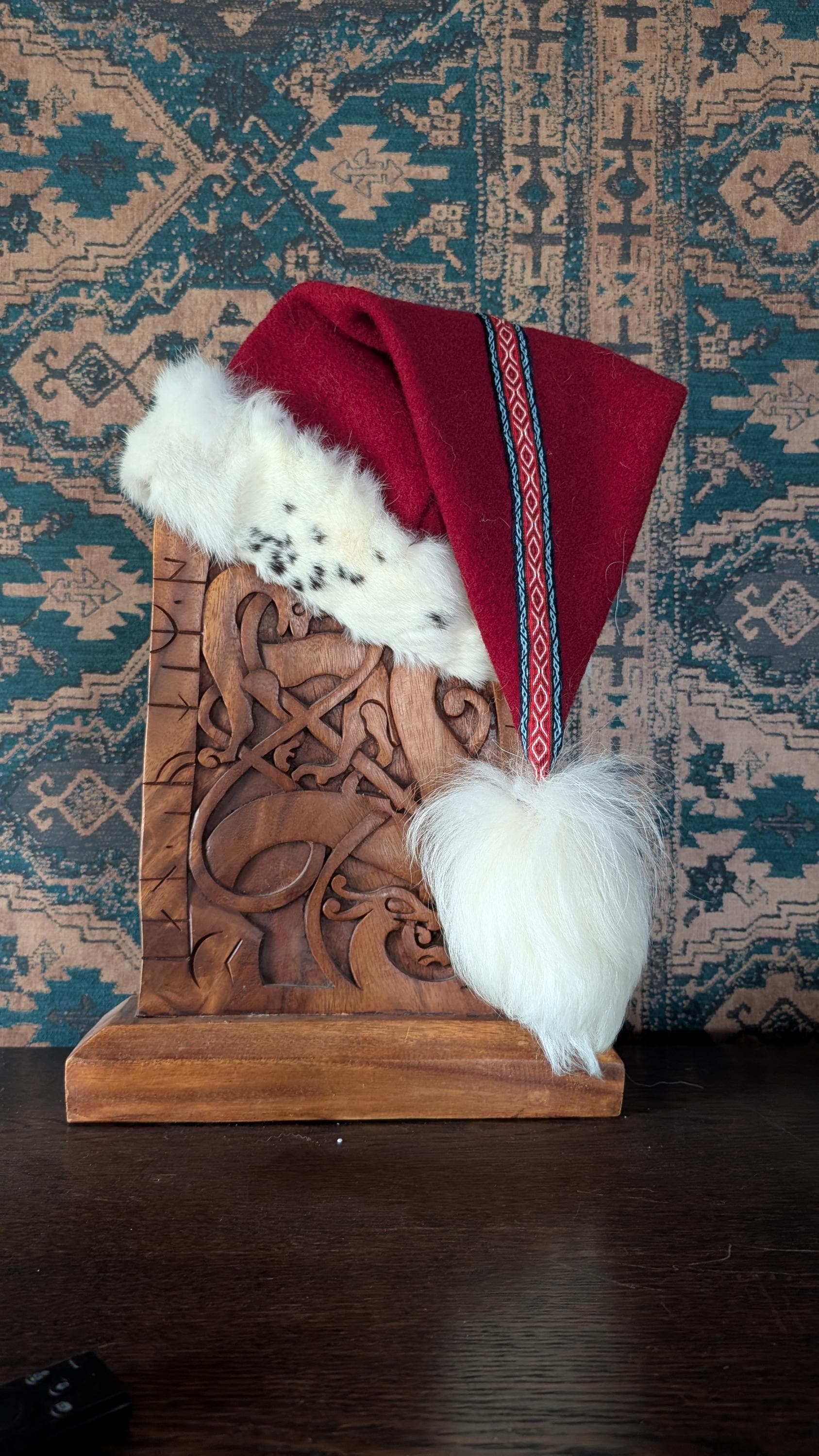 Wikinger Mütze Santa Mit Borte - Zipfelmütze Echtem Fell Wolle Weihnachtsmütze Reenactment Mittelalter Weihnachtsmarkt von Lumpulus