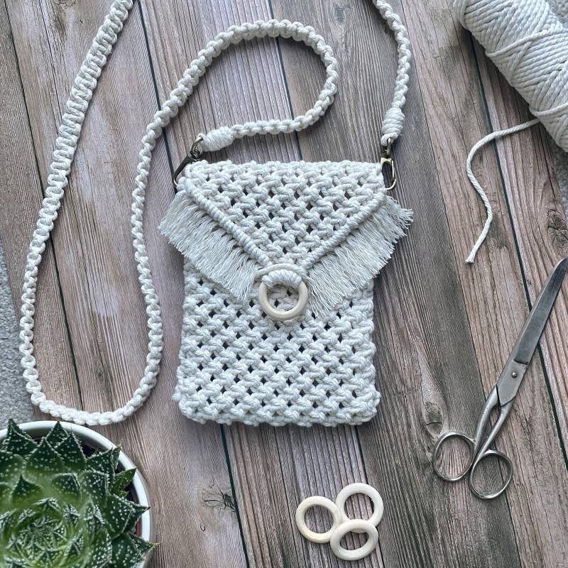 Kleine Makramee Tasche/ Clutch Cross Body Bag - Tasche, Handgemachte Geschenk Für Sie, Schultertasche, Handtasche, Boho Stil, Geldbeutel von LunaCraftsOnline