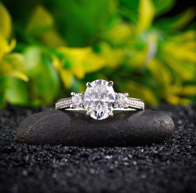 2, 5 Ct Oval Form Lab Zuchtdiamant Verlobungsring 14K Gold Jubiläum Hochzeit Einzigartige Diamant Versprechen Ring Für Freundin Sie von LunaGleamJewels