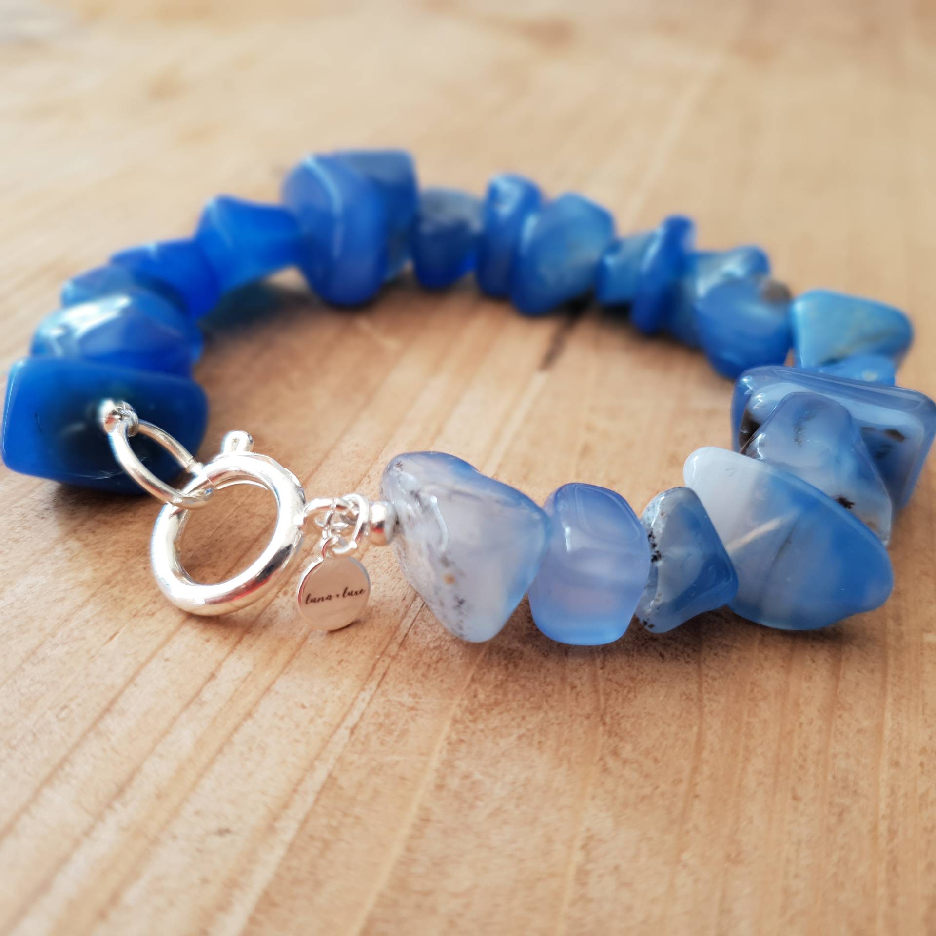 Aussage Gefärbt Achat Brilliant Blue Chunky Stein Armband Silber - Geschenk Für Ihre Schloss Steinarmband Aussage Gefärbt Achat Brilliant Blue Chunky Stein Armband Silber - Geschenk Für Ihre Schloss Steinarmband von LunaLuxeBoutique