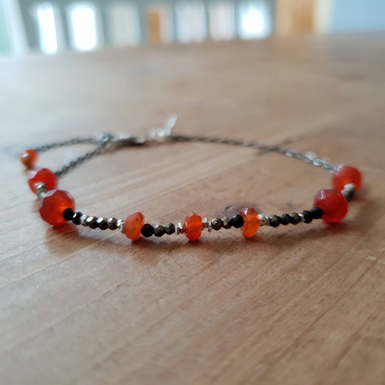 Zarte Carnilian, Pyrit, Spinell Und Sterling Silber Armband - Geschenk Für Sie Edelstein-Armband Oxidiertem Silber Kette Ungewöhnliche Zarte Carnilian, Pyrit, Spinell Und Sterling Silber Armband - Geschenk Für Sie Edelstein-Armband Oxidiertem Silber Kette Ungewöhnliche von LunaLuxeBoutique