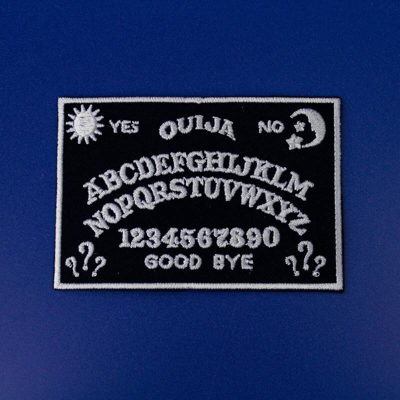 Ouija Board Aufnäher Gruseliges Gothik Abzeichen Hexen Okkulter Zum Aufbügeln Halloween Emo Ästhetik Geschenk von LunaPatchesPins