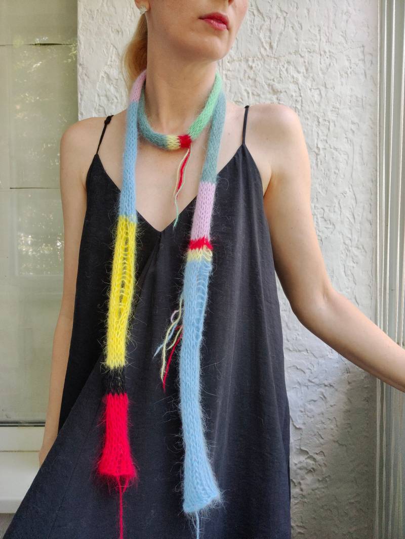 Flauschiger Regenbogen Dünner Schal Strickschal Damenschal Patchwork-Strickschal Flauschiger Regenbogen Dünner Schal Strickschal Damenschal Patchwork-Strickschal von LunaUA