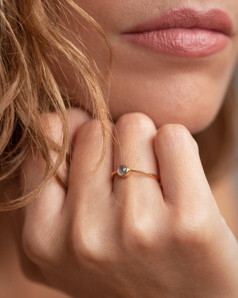 Zierliche Labradorit Ring, Sterling Silber. Gelb & Rose Gold Vermeil, Handgemachten Schmuck, Birthstone Geschenk, Lunai, Rng036Lab von Lunaijewelry