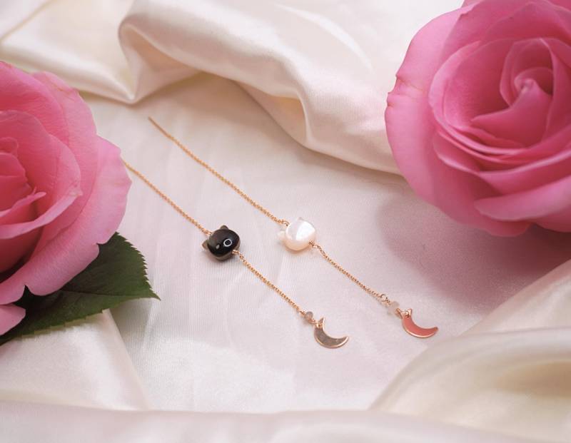 Luna Artemis Katzen Durchzieher - Venus Usagi 90Er Anime Inspiriert Zierliche Halbmond Ohrringe Kawaii Magical Girl Celestial von LunamisAura