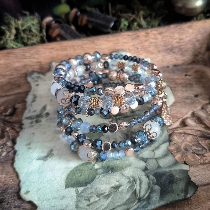 Armband Mit Blatthänger | Maritimes Wickelarmband Stapelarmband Memory Draht Einzelstück Unikat von LunarLuminis