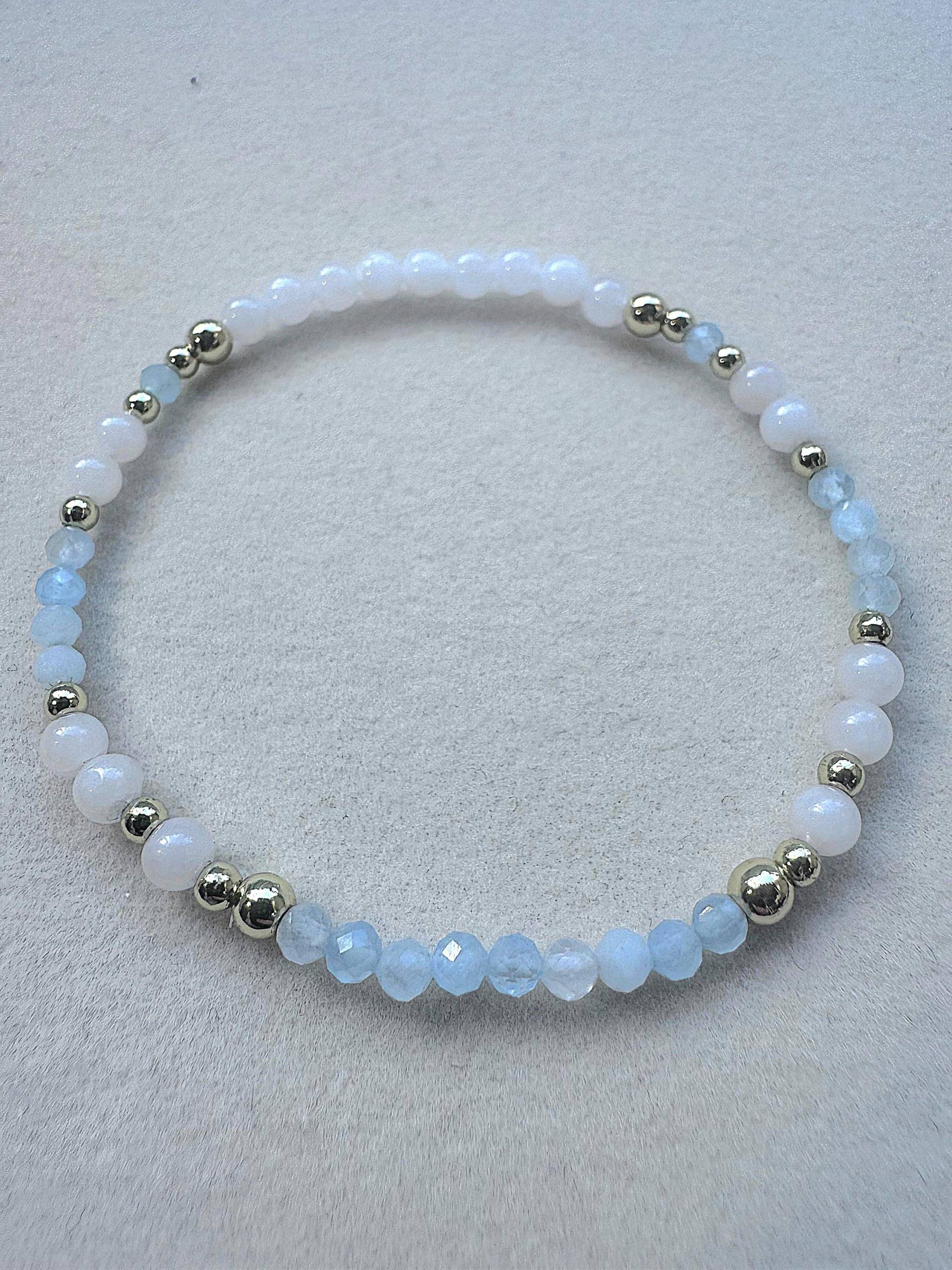 Echtes Aquamarin - Jade Edelstein Armband, Handgefertigt Mit 18K Goldfilled Perlen | Heilstein Schmuck Echtes Aquamarin - Jade Edelstein Armband, Handgefertigt Mit 18K Goldfilled Perlen | Heilstein Schmuck von LunariaJuwels