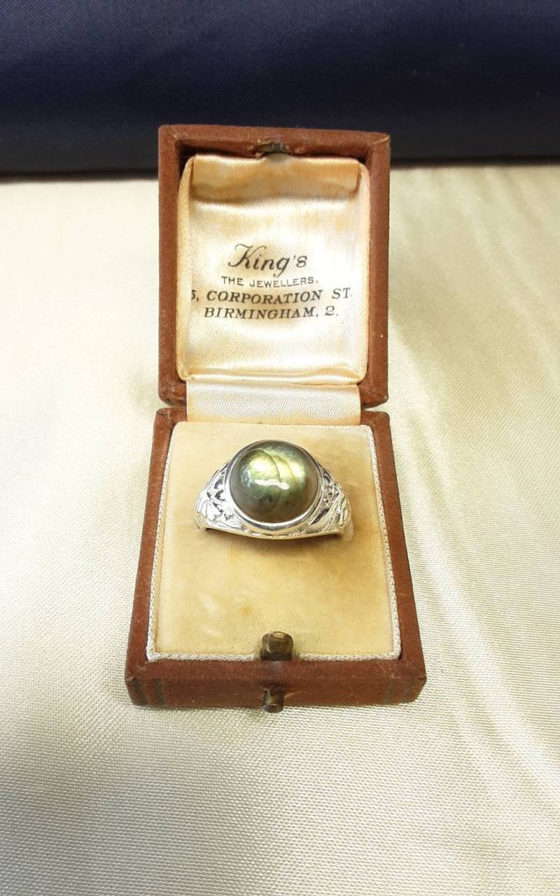 Wunderschöner Vintage Sterling Silber Und Natürlicher Labradorit Mondstein Statement Ring von LunasAntiquesShop