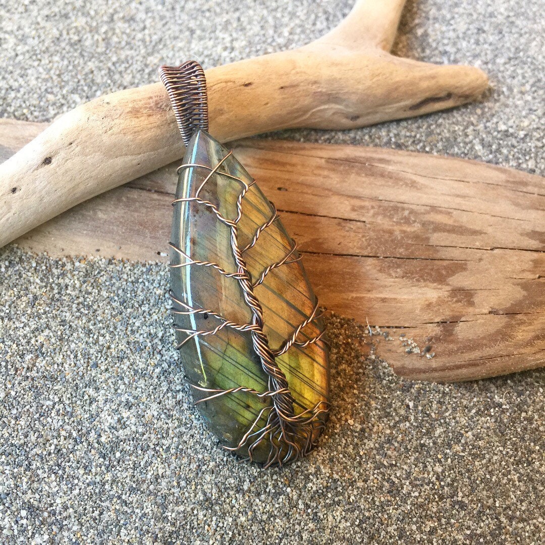 Labradoritanhänger - Antik Kupfer von LundgreenDesigns