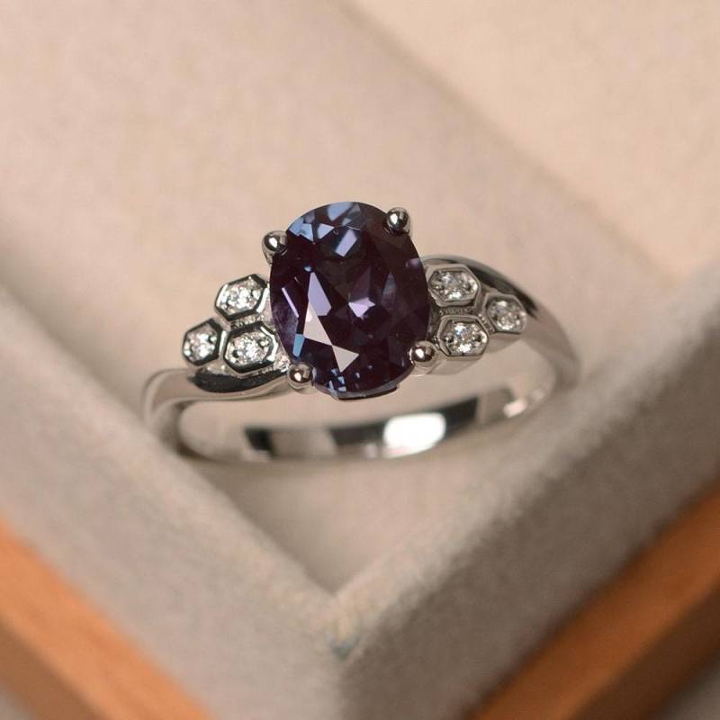 Labradorit Ring, Alexandrit Verlobungsring, Ovalschliff, Farbwechsel Edelstein Sterling Silber Juni Geburtsstein Labradorit Ring, Alexandrit Verlobungsring, Ovalschliff, Farbwechsel Edelstein Sterling Silber Juni Geburtsstein von LuoJewelry