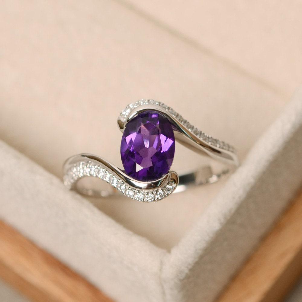 Lila Amethyst Ring, Sterling Silber, Ring Im Ovalschliff, Lila Edelstein Verlobungsring von LuoJewelry