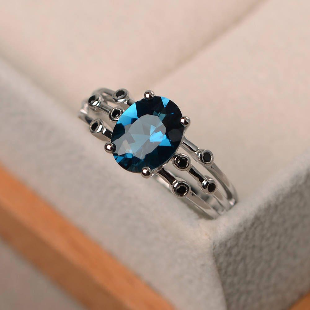 London Blauer Topasring, Ehering, Ovaler Blauer Edelstein, Sterlingsilberring von LuoJewelry