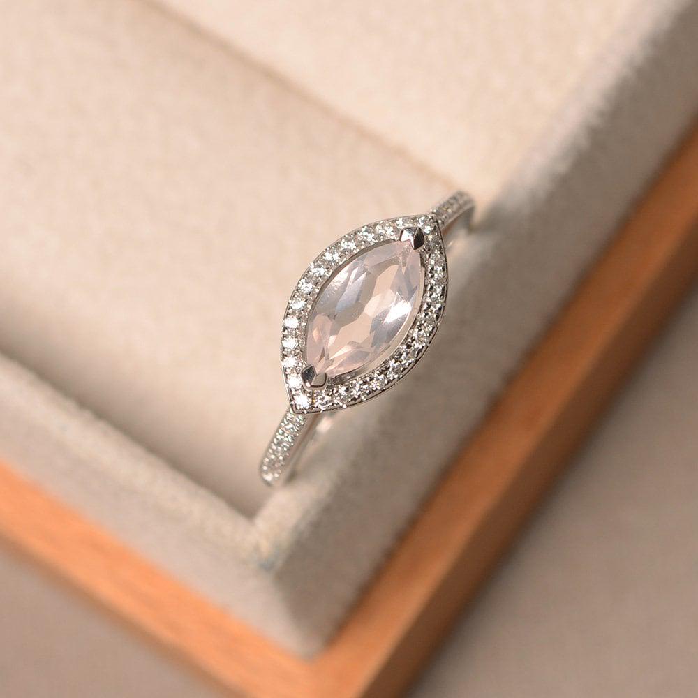 Natürliche Rosa Quarz Ringe, Marquise Schliff Massive Silber Halo Ring von LuoJewelry