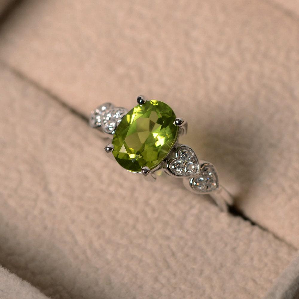 Natürlicher Peridot, Silber, Ovalschliff, August Geburtsstein, Krappenfassung von LuoJewelry