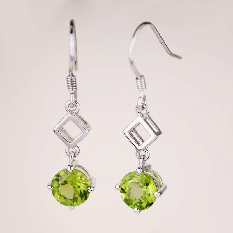 Peridot Ohrringe, Baumeln Ohrringe Für Braut, Sterling Silber, Runde August Geburtsstein Peridot Ohrringe, Baumeln Ohrringe Für Braut, Sterling Silber, Runde August Geburtsstein von LuoJewelry