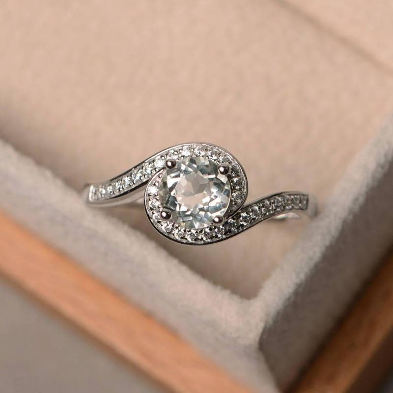 Versprechen Ring, Natürlicher Grüner Amethyst Runder Geschliffener Edelstein, Sterling Silber, Einzigartige Ehering von LuoJewelry