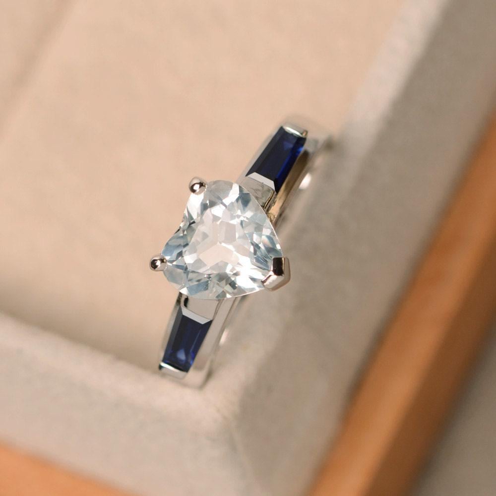 Weißer Topas-Ring, Herzschliff von LuoJewelry