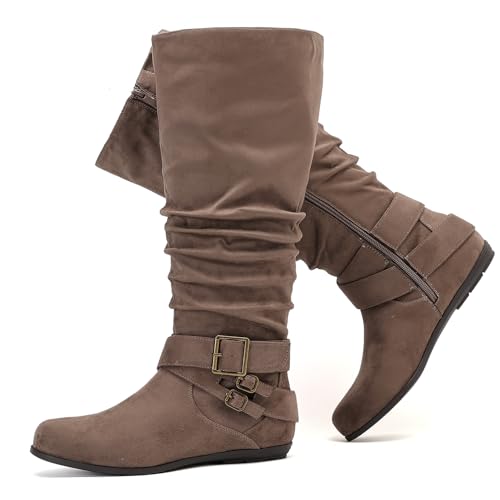 Luoika Damen Extra Wide Calf Knee High Slouchy Boots Weite Hohe Stiefel mit flachem Absatz Seitlicher Reißverschluss, Braun 1038, 13 X-Wide Luoika Damen Extra Wide Calf Knee High Slouchy Boots Weite Hohe Stiefel mit flachem Absatz Seitlicher Reißverschluss, Braun 1038, 13 X-Wide von Luoika
