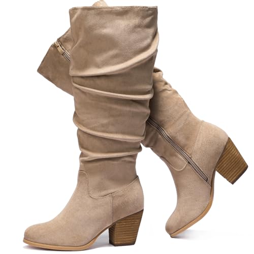 Luoika Damen Extra Wide Calf Slouchy Knee High Boots Wide Width Knee High Boots Low Stacked Heel Side Zipper Winter Fall Tall Boots, Beige204, 7 X-Wide von Luoika