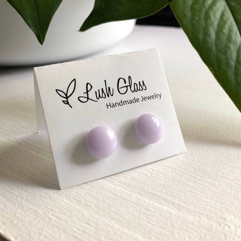 Glas Ohrstecker Pastell Lila Glas Ohrstecker Pastell Lila von LushGlassblowing