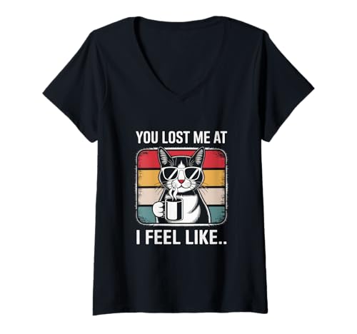 Damen Datenanalysten Tech IT Kaffee Lehrer Lustige Katze Frauen T-Shirt mit V-Ausschnitt Damen Datenanalysten Tech IT Kaffee Lehrer Lustige Katze Frauen T-Shirt mit V-Ausschnitt von Lustig Sarkasmus Katze Datenanalysten Humor Tech