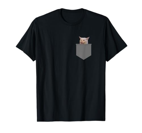 Woman Yelling at cat Katze "Smudge the Cat" in der Tasche T-Shirt Woman Yelling at cat Katze "Smudge the Cat" in der Tasche T-Shirt von Lustige Internet Memes mit Tieren