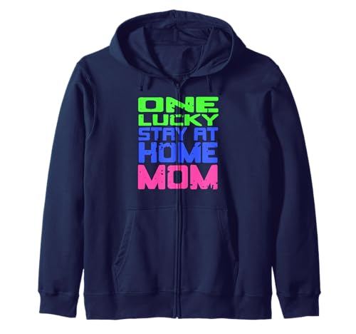 Eine Glückliche Zuhause Mama Humor Spruch Familienstolz Kapuzenjacke Eine Glückliche Zuhause Mama Humor Spruch Familienstolz Kapuzenjacke von Lustige Sprüche für Stolze und Fröhliche Mütter