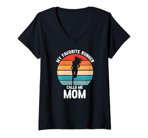 Damen Mein Lieblingsläufer nennt Mich Mama mit Stolz T-Shirt mit V-Ausschnitt Damen Mein Lieblingsläufer nennt Mich Mama mit Stolz T-Shirt mit V-Ausschnitt von Lustige Sprüche für sportliche Mamas