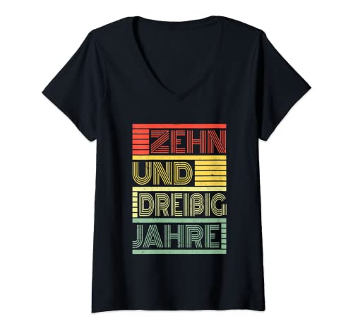 Damen 40. Geburtstag Männer 1982 Geburtstag Männer Zehnunddreißig T-Shirt mit V-Ausschnitt Damen 40. Geburtstag Männer 1982 Geburtstag Männer Zehnunddreißig T-Shirt mit V-Ausschnitt von Lustiges Geburtstagsgeschenk 40. Geburtstag Herren
