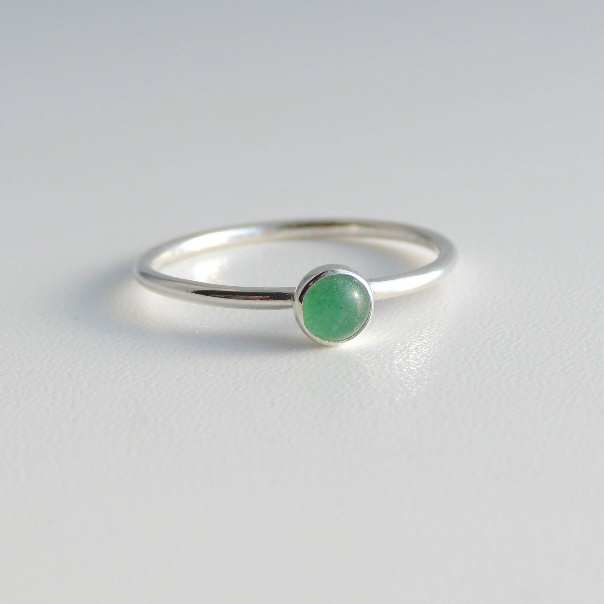 Grüner Aventurin Ring Sterling Silber Stapelring Grüner Stein von LuttrellStudio